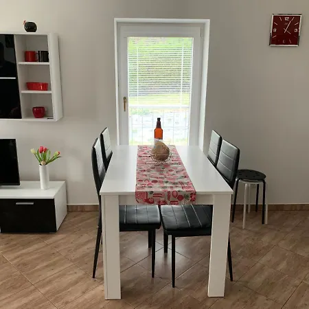 Na Rozcesti Lomnice nad Popelkou
