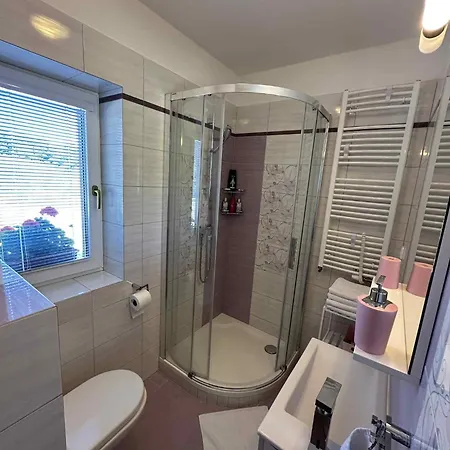 Apartment Na Rozcesti *